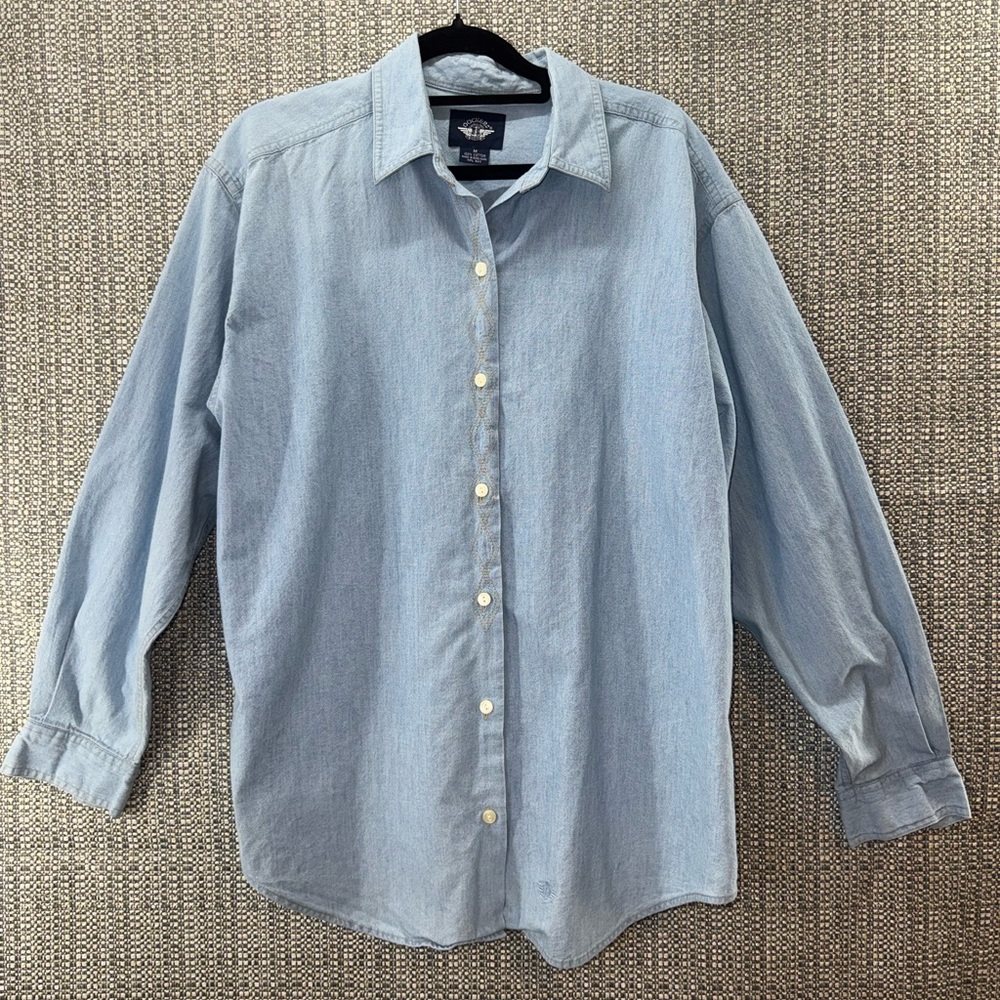 Dockers Women’s Light‎ Blue Denim Casual Button Down Shirt Embroidered M